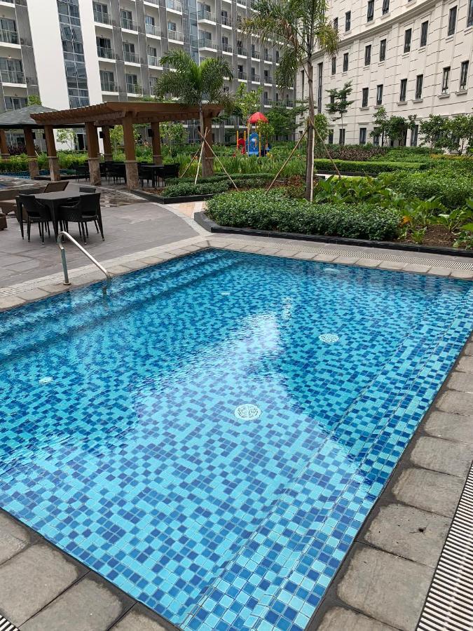 Eighty One Newport Boulevard Manila Dış mekan fotoğraf