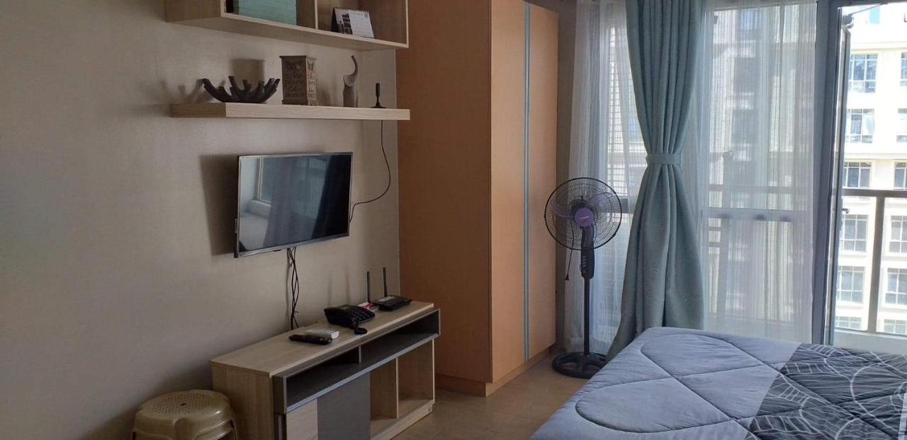 Eighty One Newport Boulevard Manila Dış mekan fotoğraf
